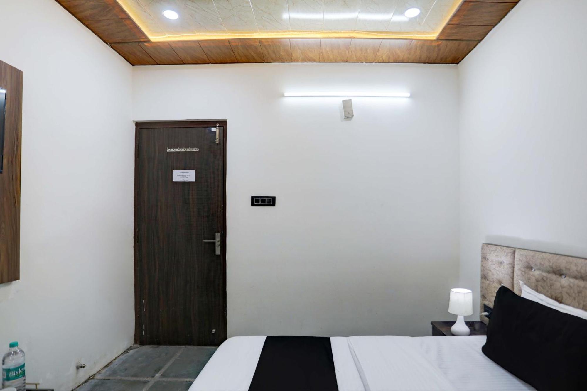 Collection O Park Paradise Delhi (National Capital Territory of India) Exterior foto